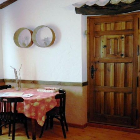 Bed and Breakfast Casa Rural Calle Real Торремоча-де-Аильон Экстерьер фото